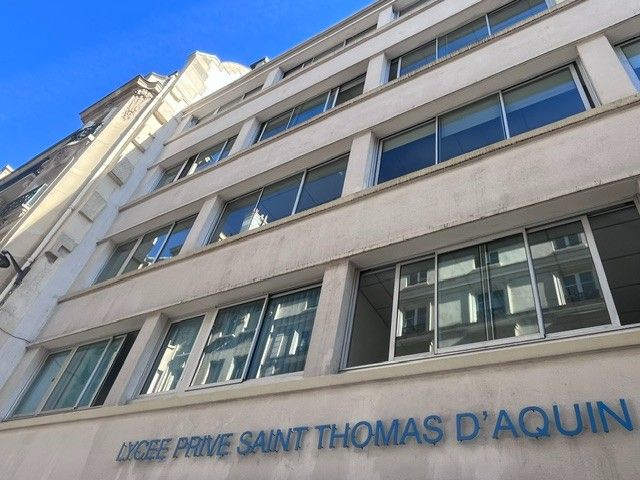 Façade — 44 rue de Grenelle